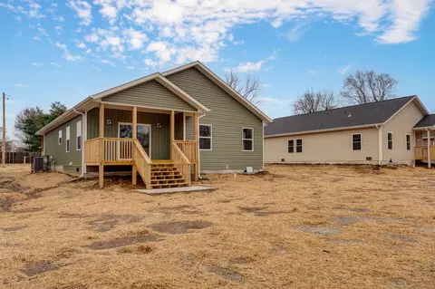 1137 N Dickerson Ave # B, Springfield, MO 65803 photo 21