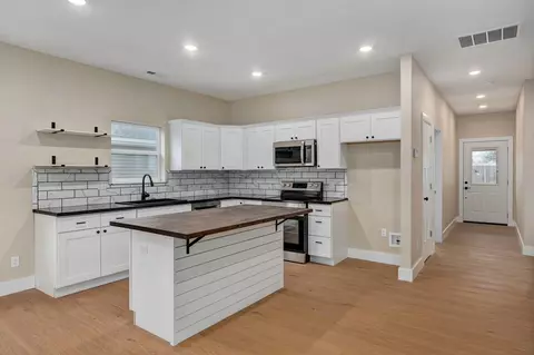 1137 N Dickerson Ave # B, Springfield, MO 65803 photo 5