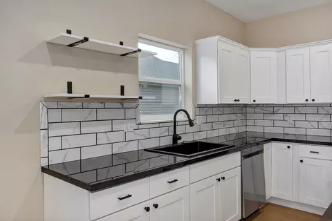 1137 N Dickerson Ave # B, Springfield, MO 65803 photo 10