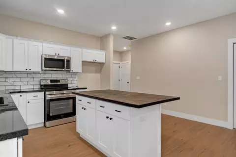 1137 N Dickerson Ave # B, Springfield, MO 65803 photo 9