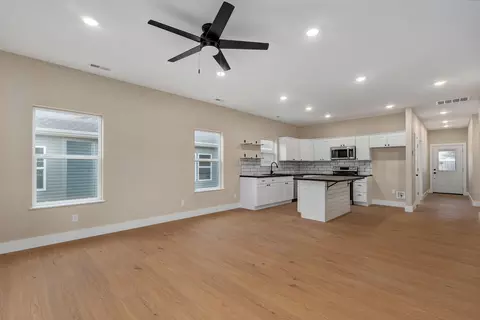 1137 N Dickerson Ave # B, Springfield, MO 65803 photo 7