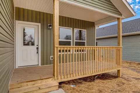 1137 N Dickerson Ave # B, Springfield, MO 65803 photo 3