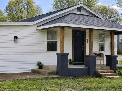 1100 N Mansfield Rd, Ava, MO 65608