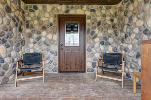 Exterior - 150 Sunshine Ave, Cabool, MO 65689 photo 4 of 5