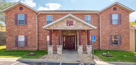 2951 Vineyards Pkwy #3, Branson, MO 65616
