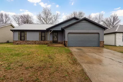 2550 S Fort Ave, Springfield, MO 65807