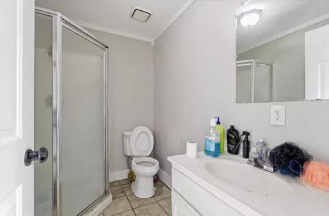 Bath - 1447 N Broadway Ave, Springfield, MO 65802 photo 6 of 6