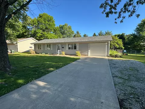 314 W Alice St, Mount Vernon, MO 65712