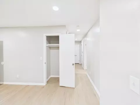 Entry Way - 824 S Spruce St, Buffalo, MO 65622 photo 1 of 1