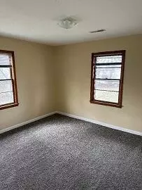 515 S Oak St, Buffalo, MO 65622 photo 3