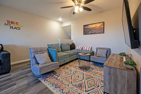 Living - 3111 S Vineyards Ter #5, Branson, MO 65616 photo 2 of 6