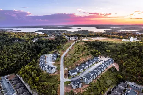 View/Area - 3111 S Vineyards Ter #5, Branson, MO 65616 photo 1 of 3