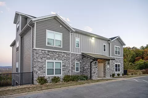 Exterior - 3111 S Vineyards Ter #5, Branson, MO 65616 photo 8 of 10