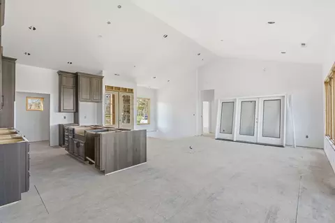 Living - 170 Riverpointe Vw, Ozark, MO 65721 photo 3 of 6