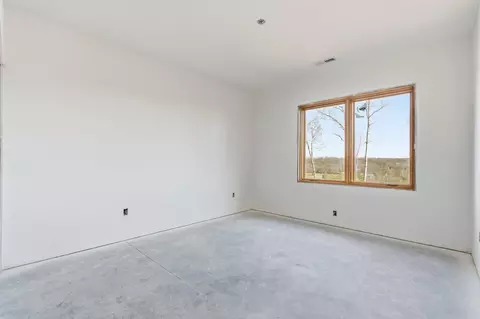 Bedroom - 170 Riverpointe Vw, Ozark, MO 65721 photo 5 of 8