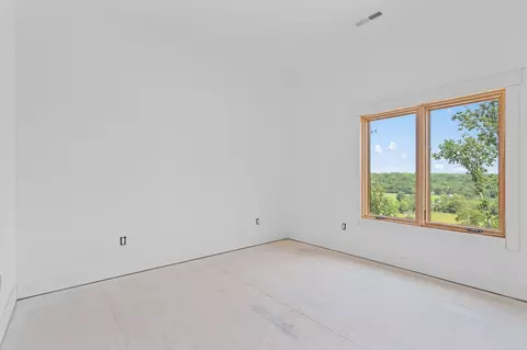 Bedroom - 170 Riverpointe Vw, Ozark, MO 65721 photo 3 of 5
