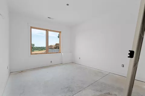 Bedroom - 170 Riverpointe Vw, Ozark, MO 65721 photo 5 of 5