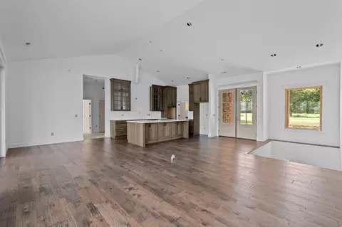 Living - 170 Riverpointe Vw, Ozark, MO 65721 photo 3 of 6