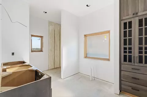 Entry Way - 170 Riverpointe Vw, Ozark, MO 65721 photo 2 of 3