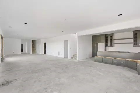 Living - 170 Riverpointe Vw, Ozark, MO 65721 photo 6 of 6