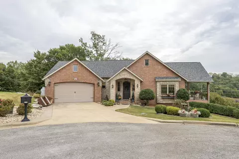 156 Southview Ct, Branson, MO 65616