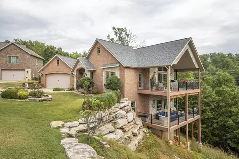 156 Southview Ct, Branson, MO 65616 photo 2