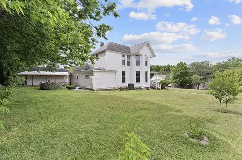 Exterior - 505 E Center St, Mount Vernon, MO 65712 photo 7 of 8