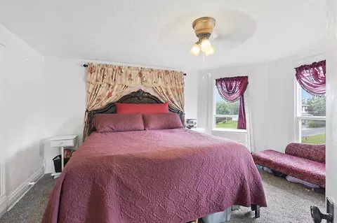 Bedroom - 505 E Center St, Mount Vernon, MO 65712 photo 2 of 2