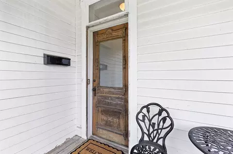 Exterior - 505 E Center St, Mount Vernon, MO 65712 photo 3 of 8