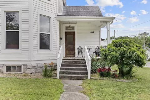 Exterior - 505 E Center St, Mount Vernon, MO 65712 photo 5 of 8