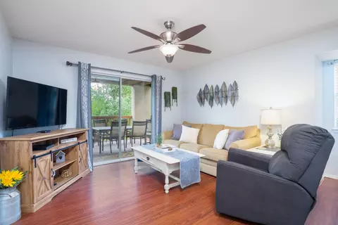 Living - 19 Goldfinch Dr #2, Branson, MO 65616 photo 1 of 3