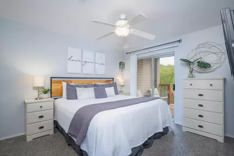 Bedroom - 19 Goldfinch Dr #2, Branson, MO 65616 photo 1 of 7
