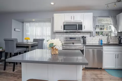 Kitchen - 26 Chickadee Ct #2, Branson, MO 65616 photo 4 of 6