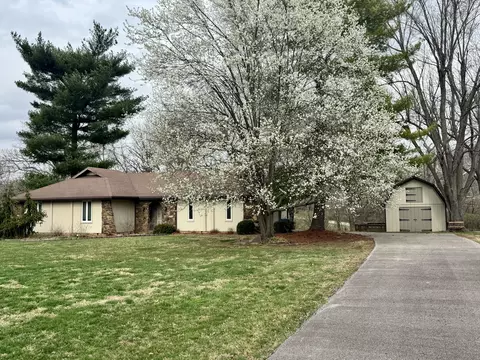 6267 E Spring Circle Dr, Springfield, MO 65809 photo 2