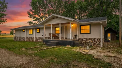 12786 County Road 8870, West Plains, MO 65775