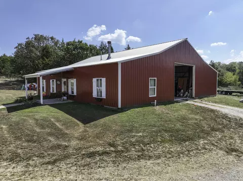 Exterior - 1307 Route Af, Ava, MO 65608 photo 3 of 11