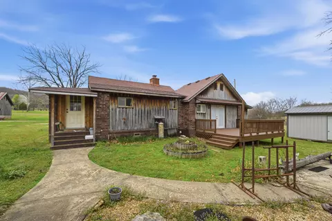 Exterior - 2385 Rains Rd, Jane, MO 64856 photo 9 of 14