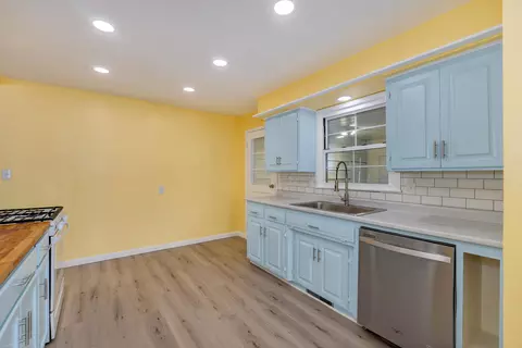 903 S Scenic Ave, Springfield, MO 65802 photo 9