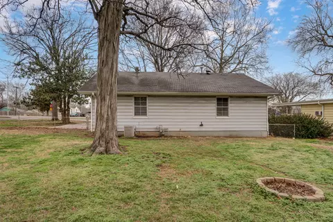 903 S Scenic Ave, Springfield, MO 65802 photo 23