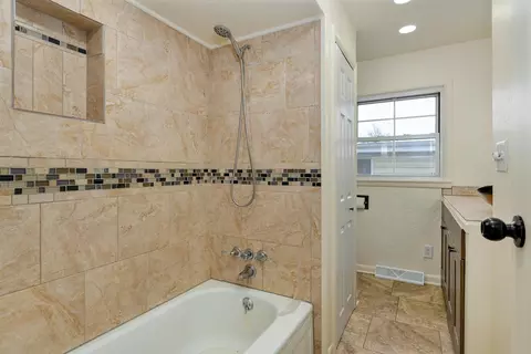 903 S Scenic Ave, Springfield, MO 65802 photo 18