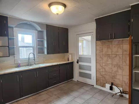Kitchen - 709 Garst St, Cabool, MO 65689 photo 1 of 1