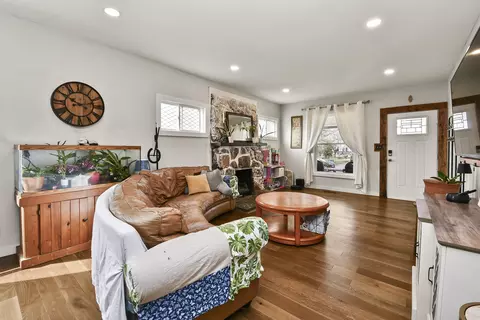 1896 N Douglas Ave, Springfield, MO 65803 photo 9