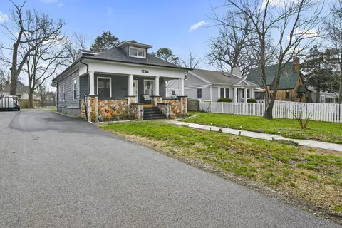 1896 N Douglas Ave, Springfield, MO 65803 photo 2