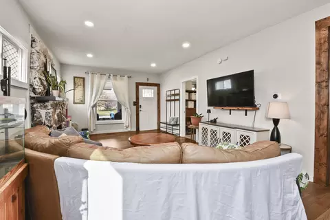 1896 N Douglas Ave, Springfield, MO 65803 photo 12