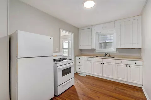 Kitchen - 2829 N Grant Ave, Springfield, MO 65803 photo 1 of 1