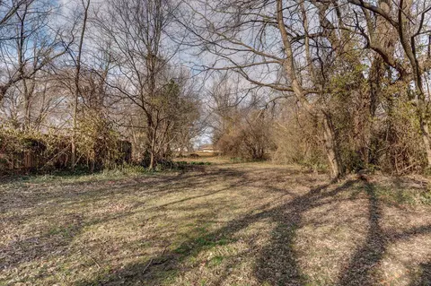 Exterior - 2829 N Grant Ave, Springfield, MO 65803 photo 6 of 7