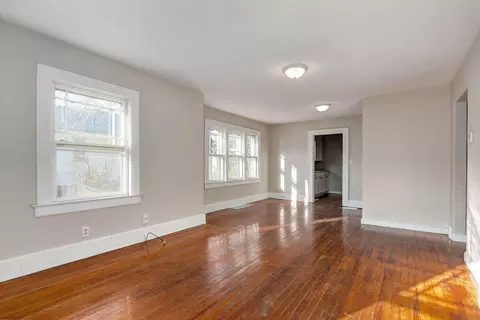 Living - 2829 N Grant Ave, Springfield, MO 65803 photo 1 of 3