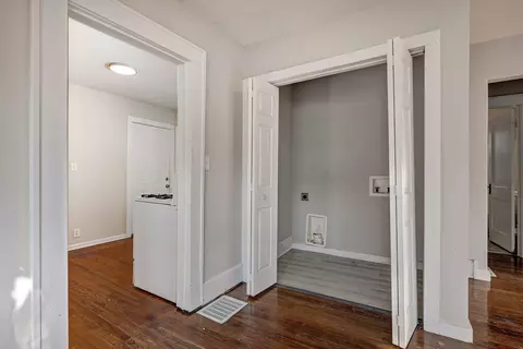 Entry Way - 2829 N Grant Ave, Springfield, MO 65803 photo 1 of 2