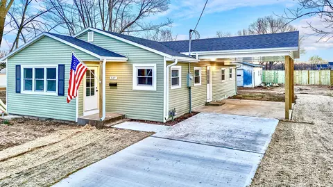 517 Myrtle St, Monett, MO 65708
