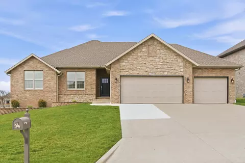2360 N Citation Ave, Springfield, MO 65802